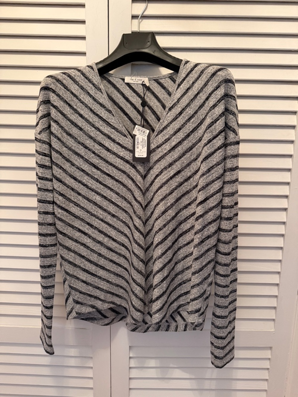 NWT Rag & bone Striped V-Neck Top - Gray & Black XS